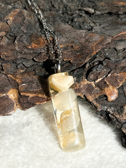 Cluster Tower of Agate Necklace