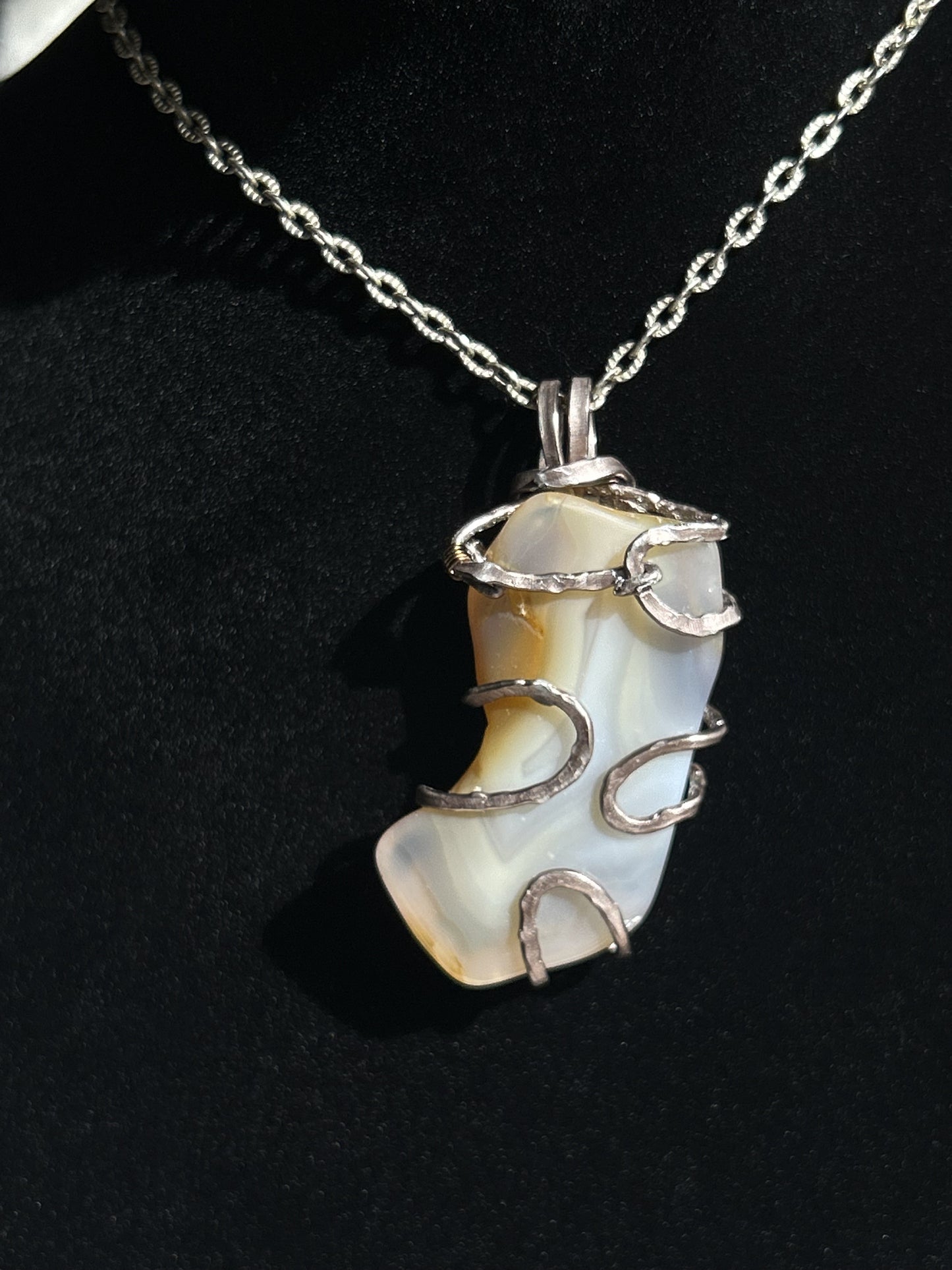 Layered Agate Hammered Necklace